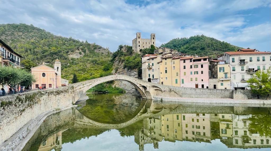 Le Petit Bijou Di Dolceacqua, Per Un Momento Romantico Eksteriør billede